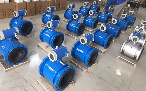 dn500電磁流量計產品圖